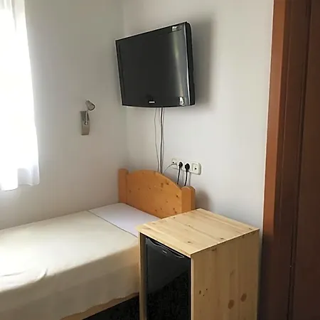 Bed & Breakfast Makk Marci Panzio 4*