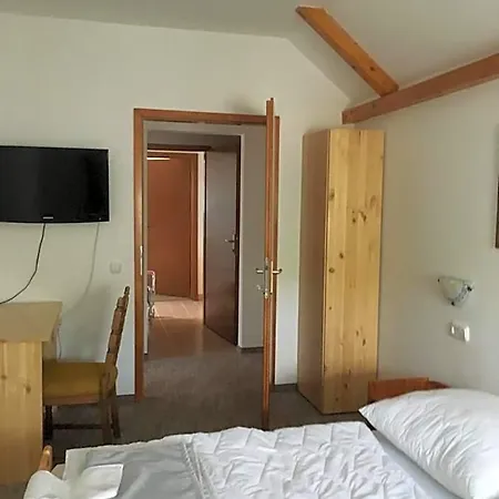 Makk Marci Panzio Bed & Breakfast Tokaj